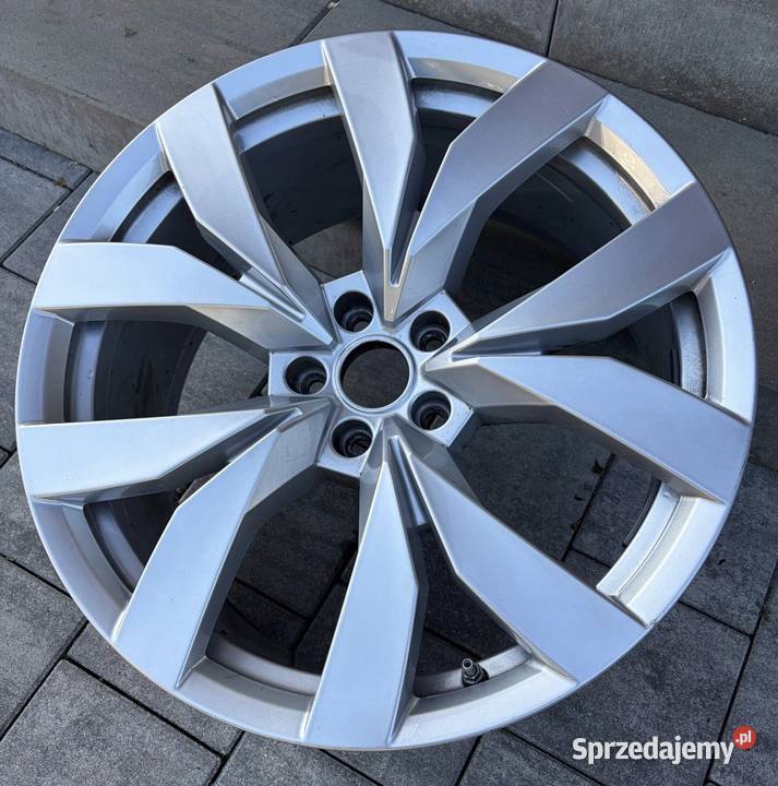 Felga aluminiowa Volkswagen OE TOUAREG III 90 x aluminiowe