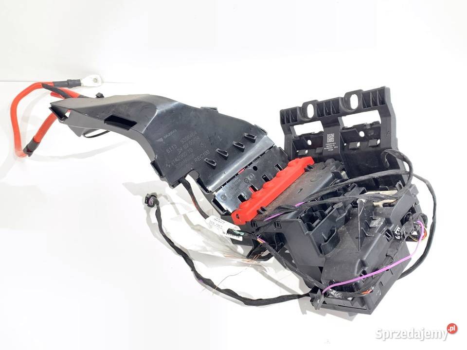 SKRZYNKA BEZPIECZNIKÓW ROZDZIELACZ PRĄDU BMW G30 sprzedam