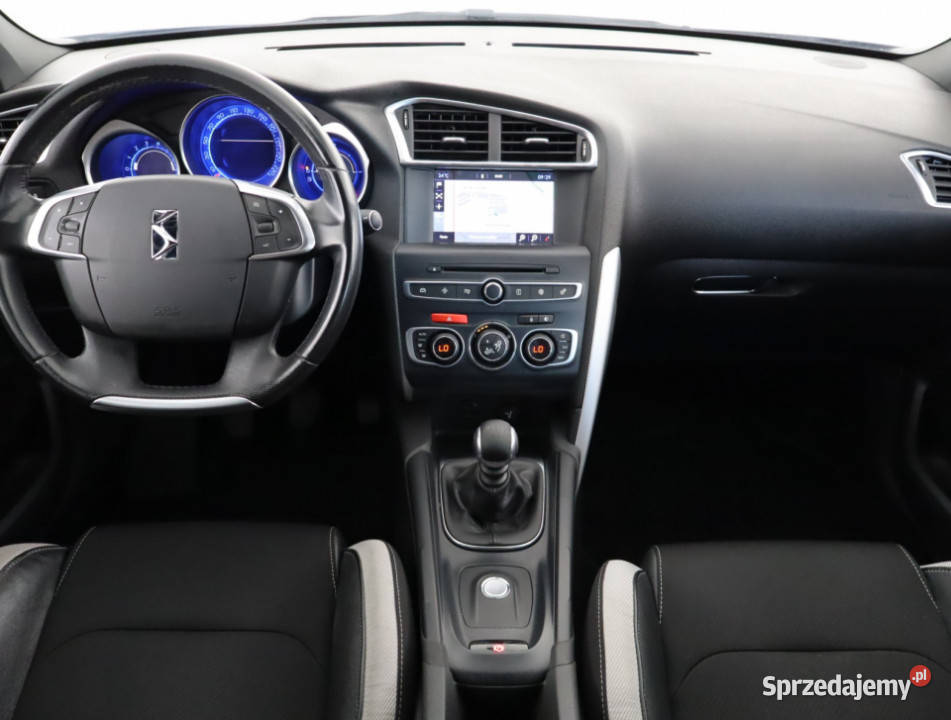 Citroen DS4 12 PureTech wielofunkcyjna kierownica