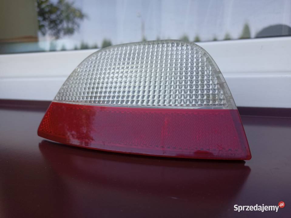 Ford Focus MK1 HB hatchback lampa światła