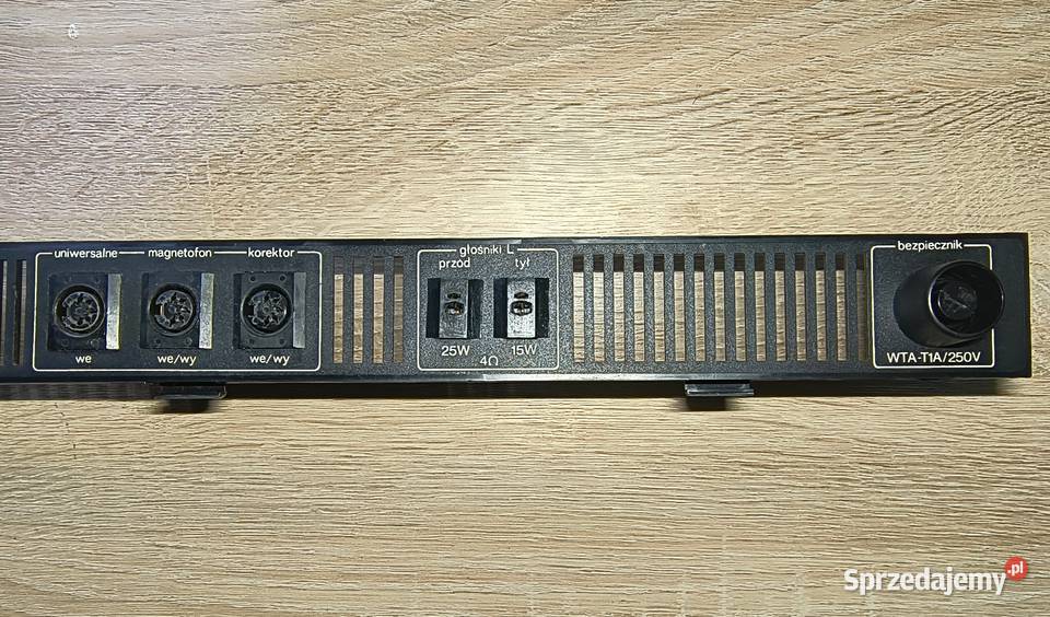 Panel z gniazdami Radmor 5102TE sprzedam