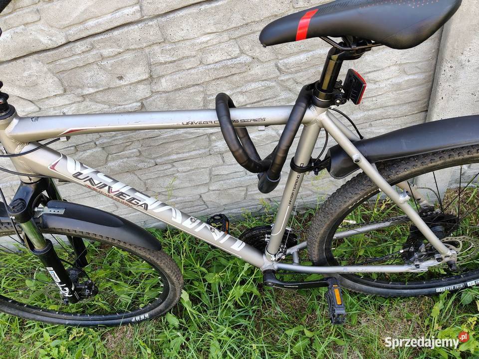 Rower crossowy UNIVEGA Terreno 30 Rama XL 22 Drążdżewo sprzedam