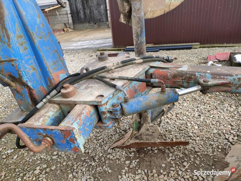 Pług obrotowy 4 skibowy nieuszkodzony Pługi Iwaniska