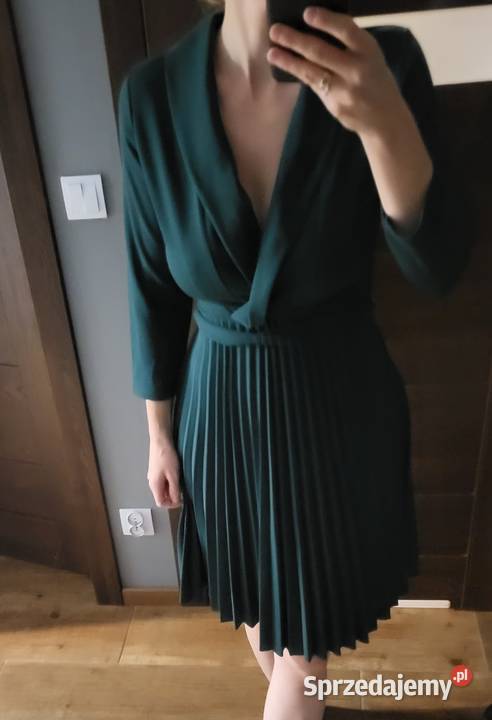 Sukienka plisowana z kołnierzykiem butelkowa Spódnice i sukienki lubelskie Lublin