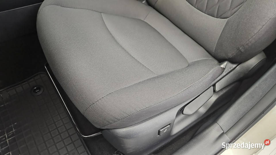 Toyota Corolla 15 Style Z Polskiego Salonu manualna Warszawa