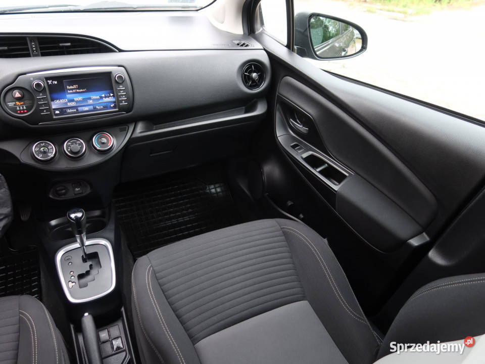 Toyota Yaris 15 Dual VVTi sprzedam
