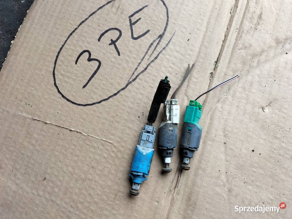 CZUJNIK PEDAŁU SPRZĘGŁA STOPU 8200168240 Kamień-Kolonia