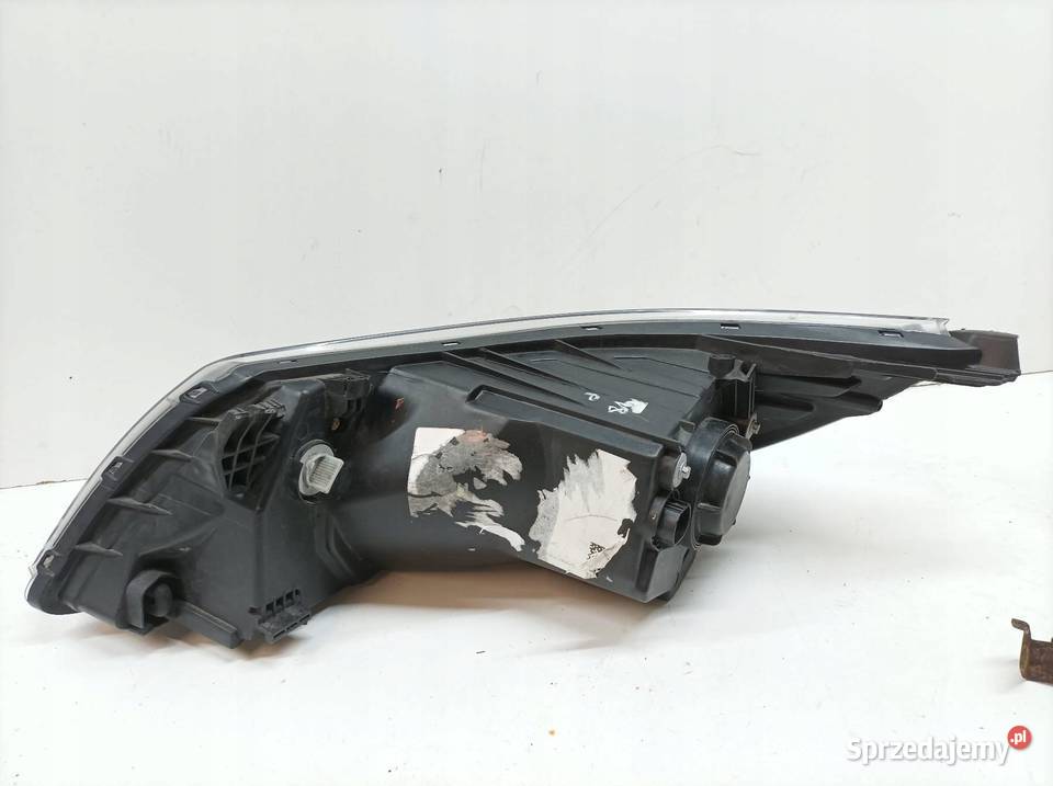 LAMPA PRZÓD PRAWA AZJA Kia Rio III 2011 świętokrzyskie