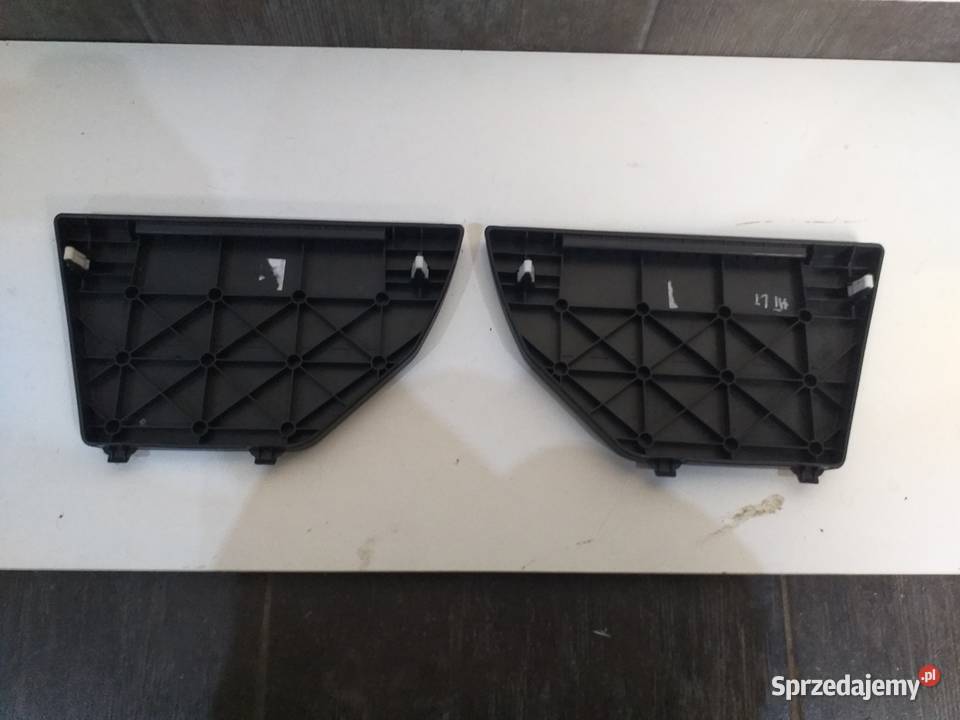 POŁECZKI BOCZKOW BAGAZNIKA LH RH HYUNDAI TUCSON Motoryzacja Skierniewice