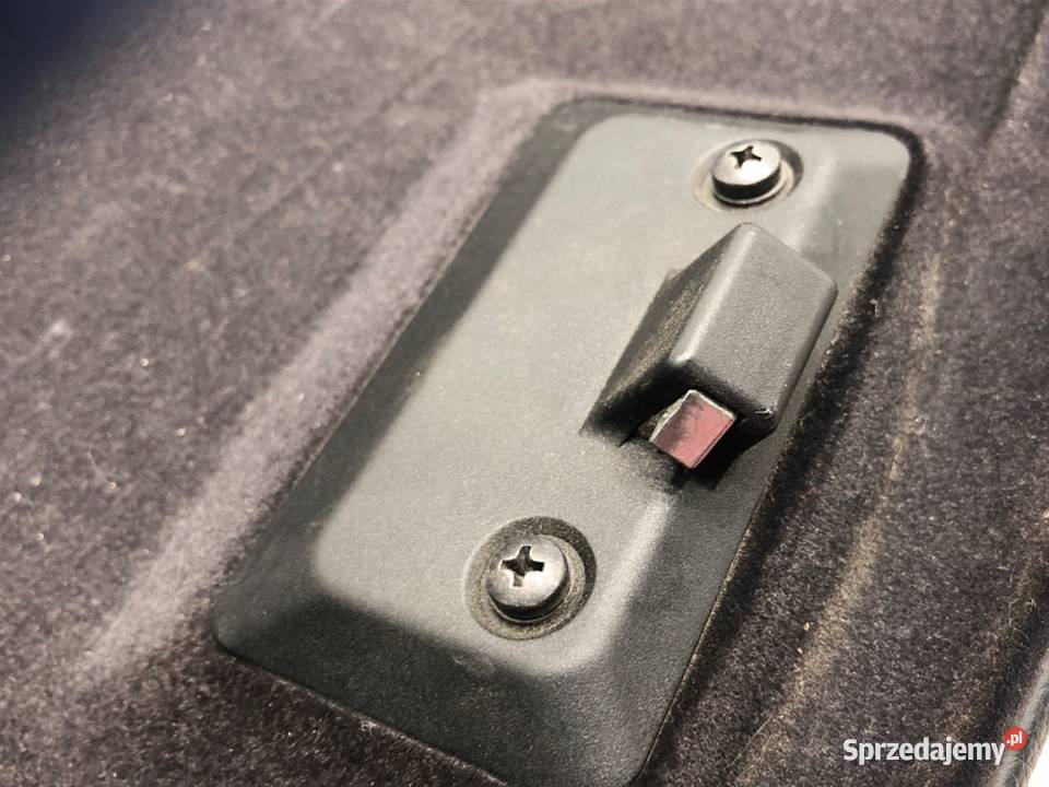 SCHOWEK PASAŻERA BMW E61 Kombi 0410 PÓŁKA DESKI podkarpackie