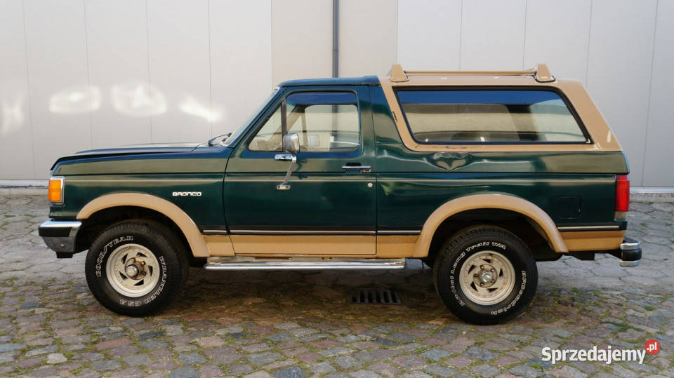 Ford Bronco 50 V8 Automat Bronco 4x4 California napęd 4x4 Koszalin