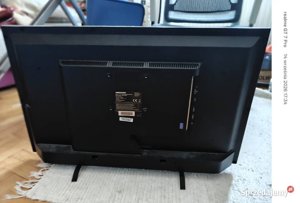 Uszkodzony Monitor 315 Medion MD 22320 świeci