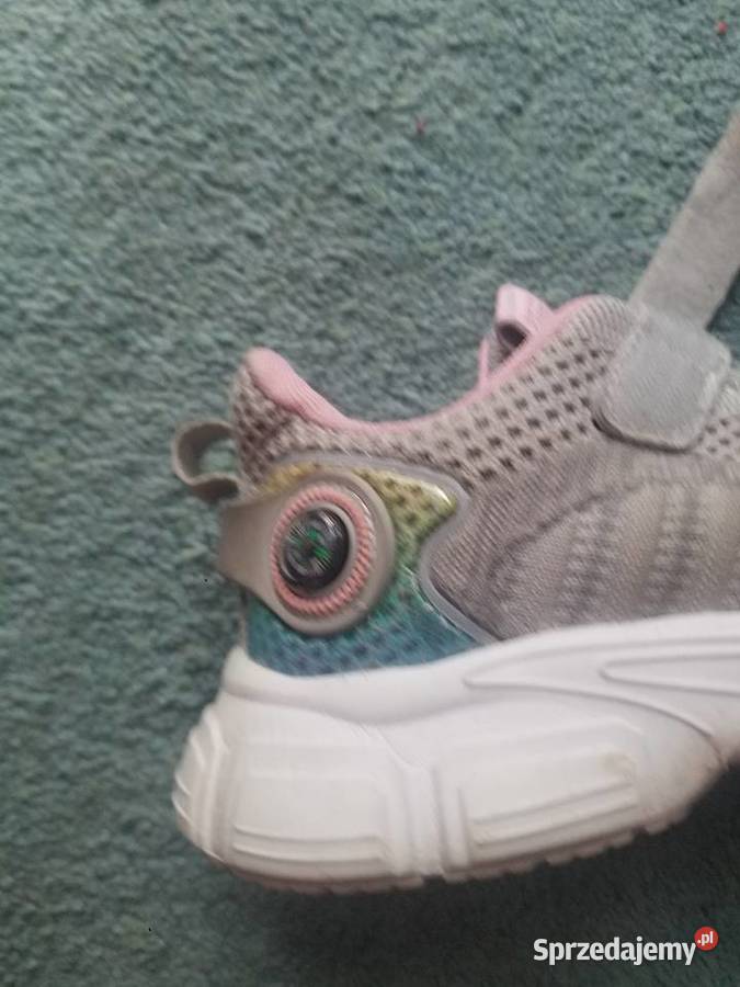 Buty sportowe inna Kłobuck