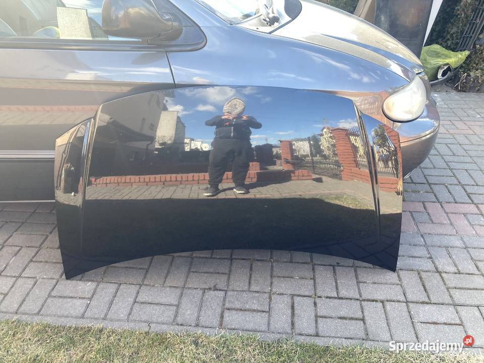 Chrysler Grand Voyager 2004r maska