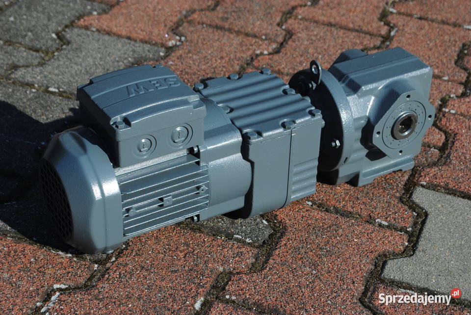 Motoreduktor kątowy 012kw 35obrmin SEW Kargowa