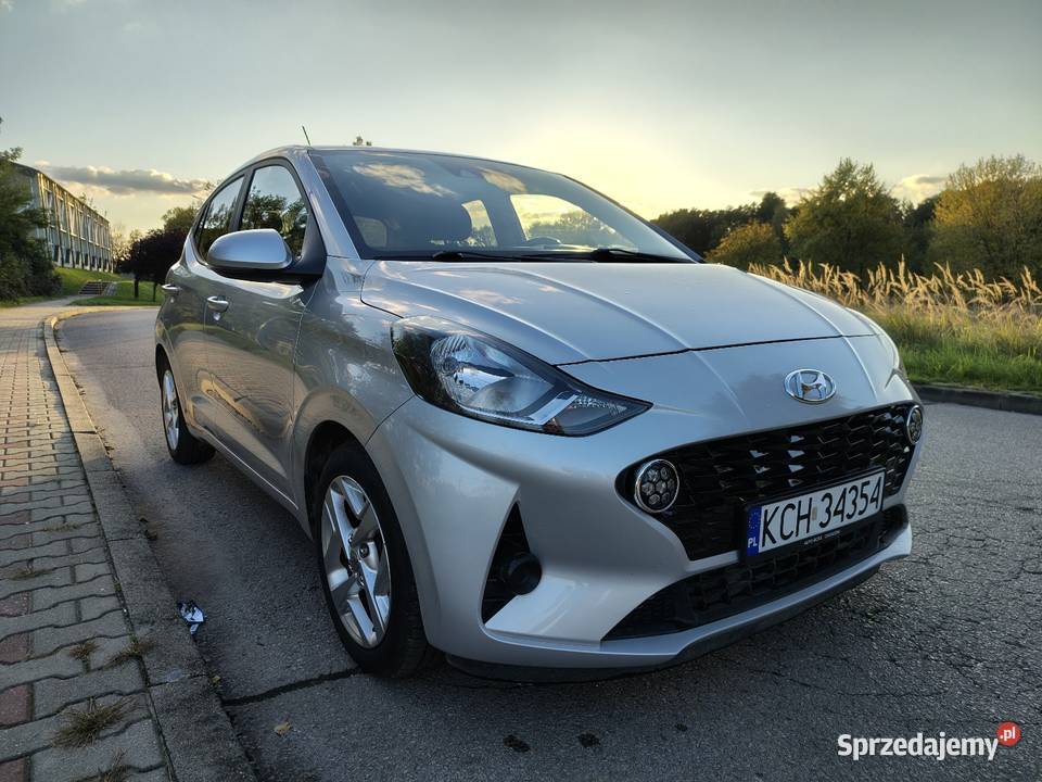 Podgrzewane fotele i kierownica CarPlay komputer pokładowy