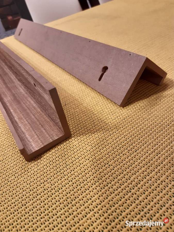 Półki 2 sztuki na zdjęcia brąz 58 Wiśniowa Góra sprzedam