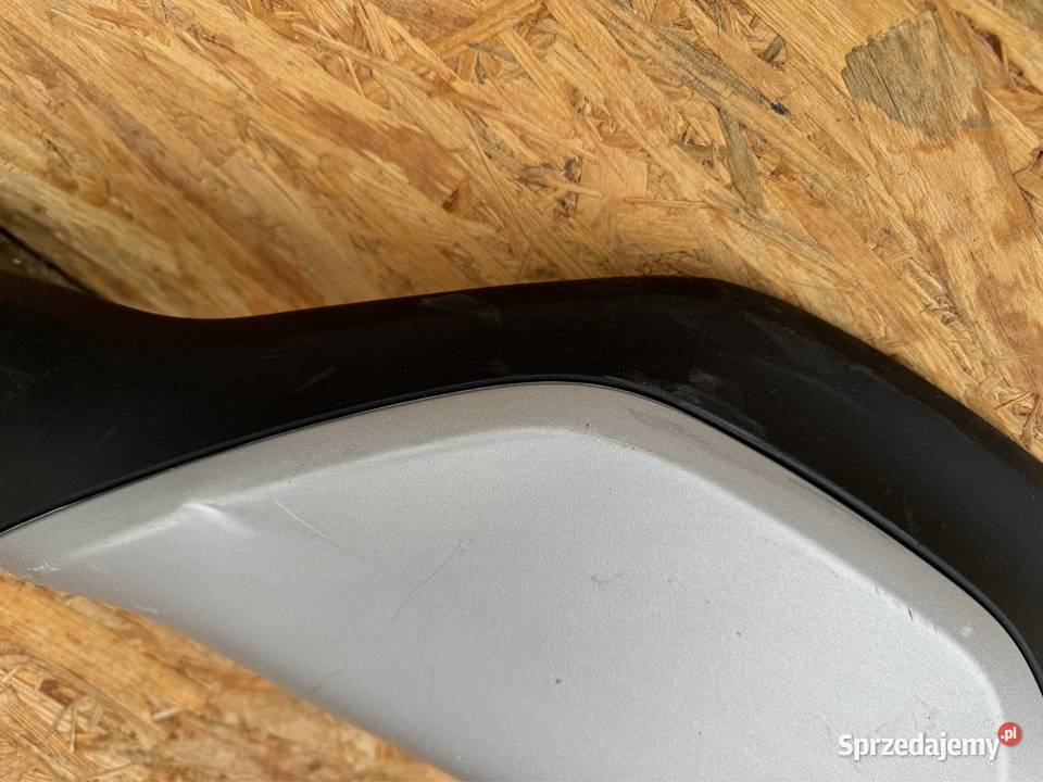 Spoiler dyfuzor dół zderzaka tylnego Ford focus Rok produkcji 2021 Międzychód