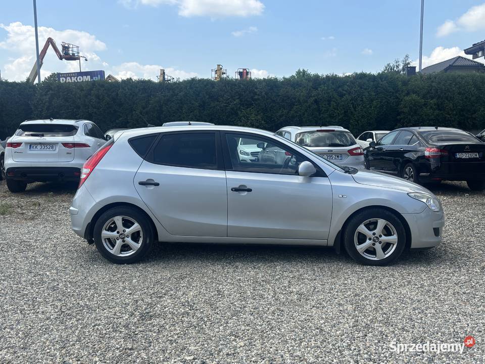 Hyundai i30 2007r Paniówki