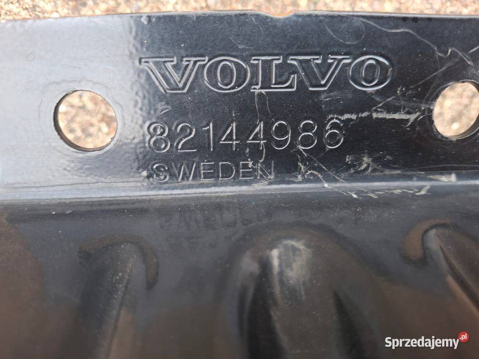 VOLVO FH4 STOPNICA PRAWA NADKOLE TREP MOCOWANIE Bieleń