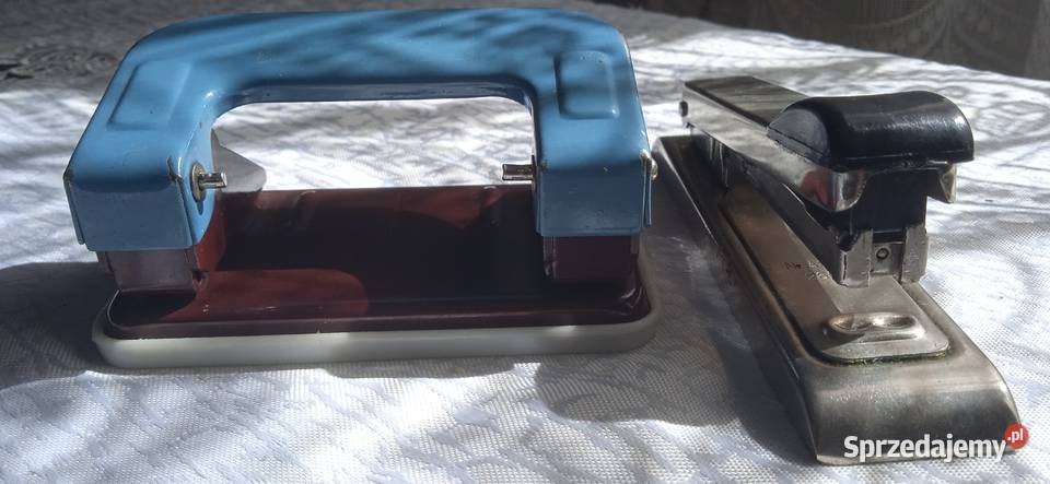 Dziurkacz i zszywacz biurowy z okresu PRL Świdnica sprzedam
