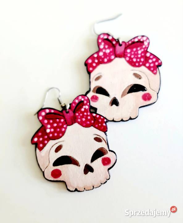 Urocza Czaszka Kolczyki Drewniane Idealne na