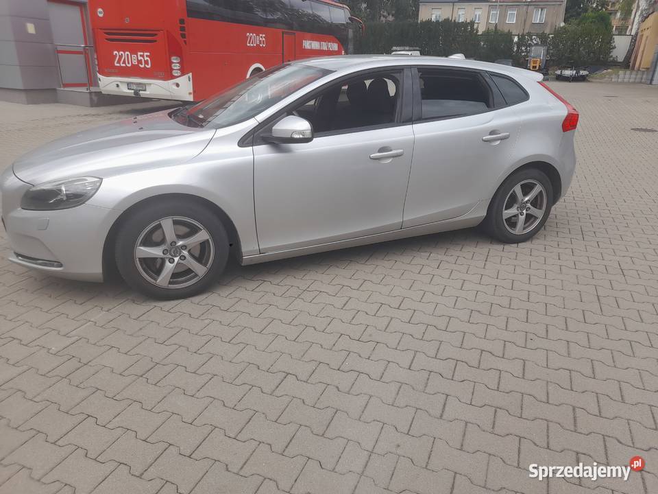 Volvo V40 T2 16 Benzyna 120 2014 Białystok