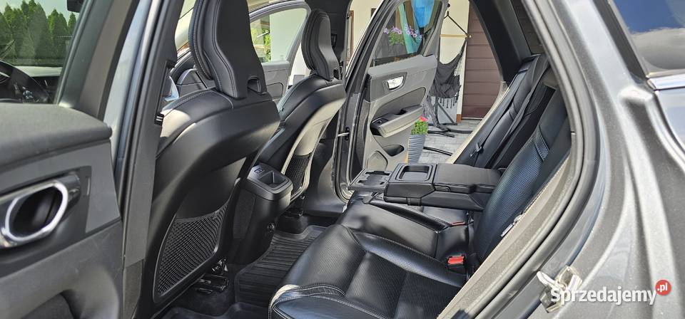 Volvo XC 60 ll AWD 2019 garażowany podkarpackie Leżajsk