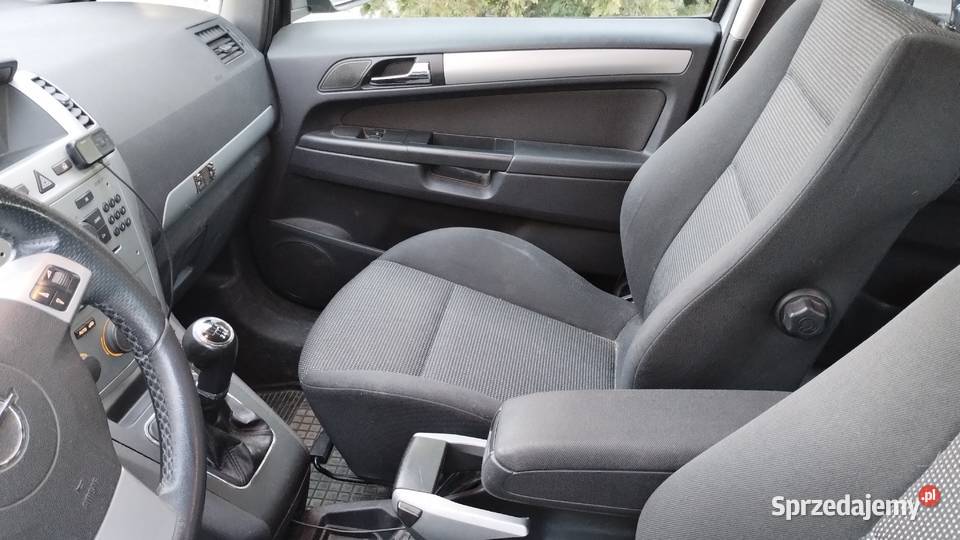 Opel zafira B 2008 17 Diesel Zafira Borzęcin Duży