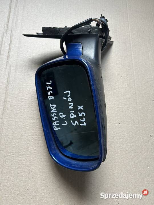 Lusterko kierowcy Passat b5 b5fl niebieskie LC5X Grudziądz