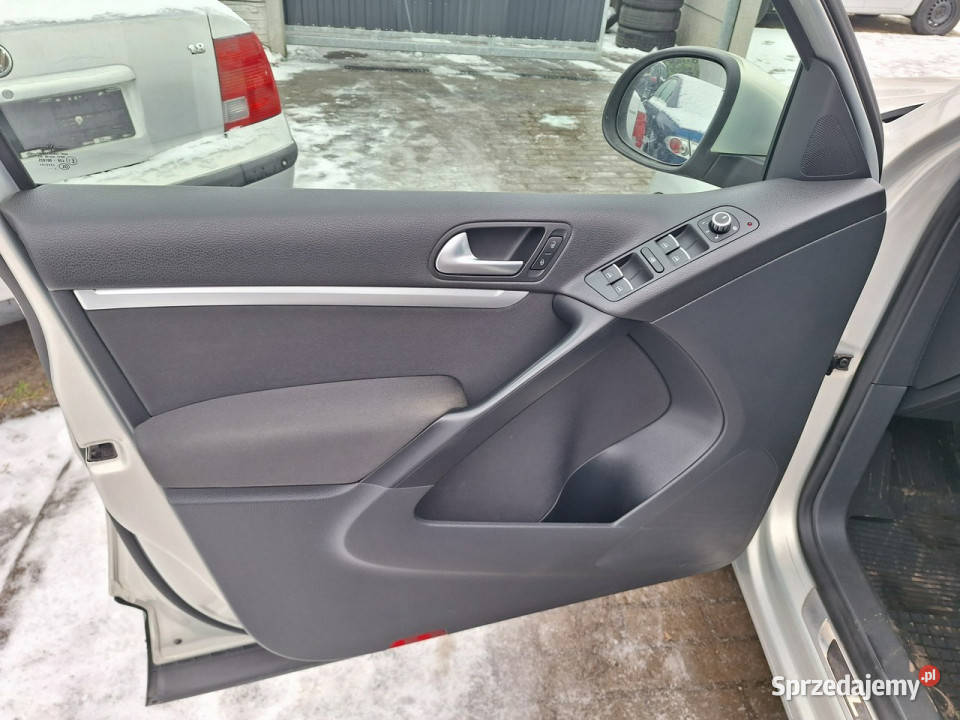 Volkswagen Tiguan Bezwypadkowy Serwisowany przyciemniane szyby sprzedam