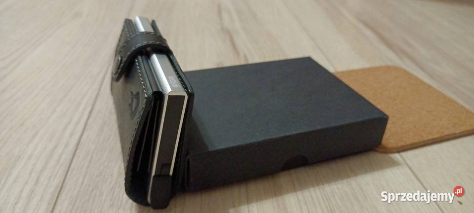 Skórzanometalowy portfel męski z RFID Warszawa