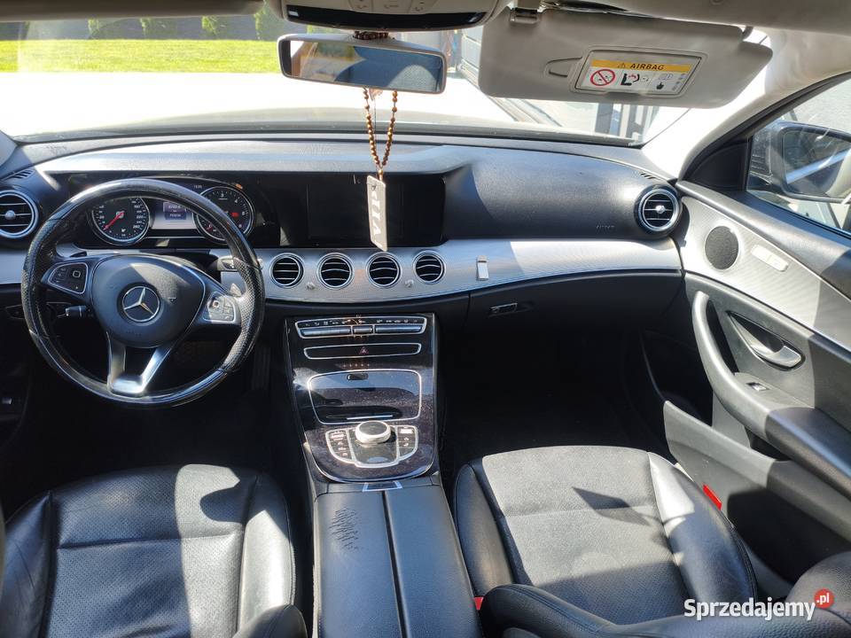 Mercedes w213 e200d USZKODZONY SILNIK ABS Środa Wielkopolska