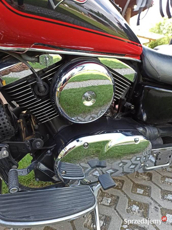 Kawasaki VN Vulcan 1500 chopper cruiser