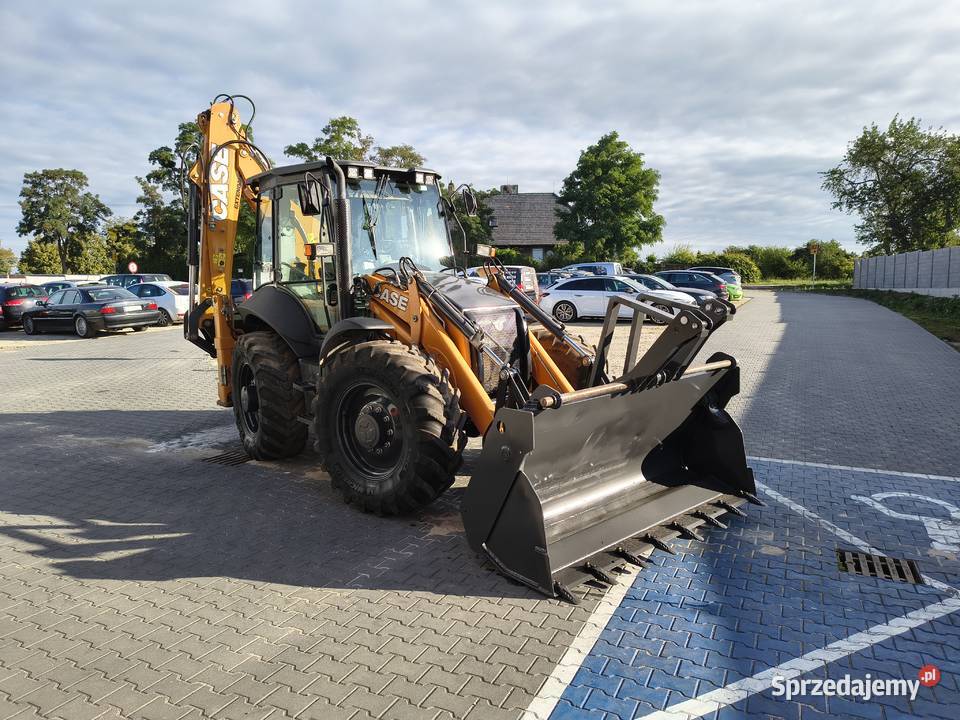 KOPARKOŁADOWARKA CASE 695SV 2023R JCB 4CX