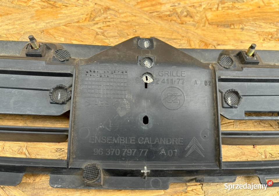 ATRAPA PRZEDNIAGRILLCITROEN XSARA 2 II LIFT Atrapy wielkopolskie Międzychód