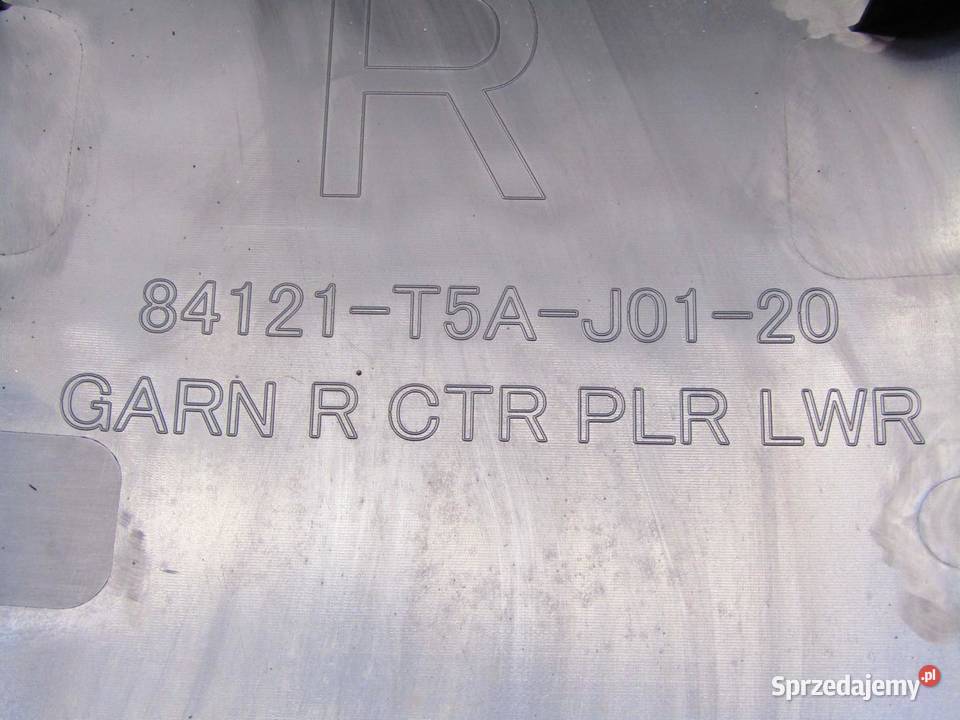 OSŁONA POSZYCIE SŁUPKA PRAWE DOLNE HONDA JAZZ IV Wyposażenie wnętrza