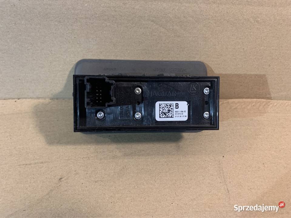 8X2311654 panel świateł klapy bagażnika jaguar osobowe Szczecin