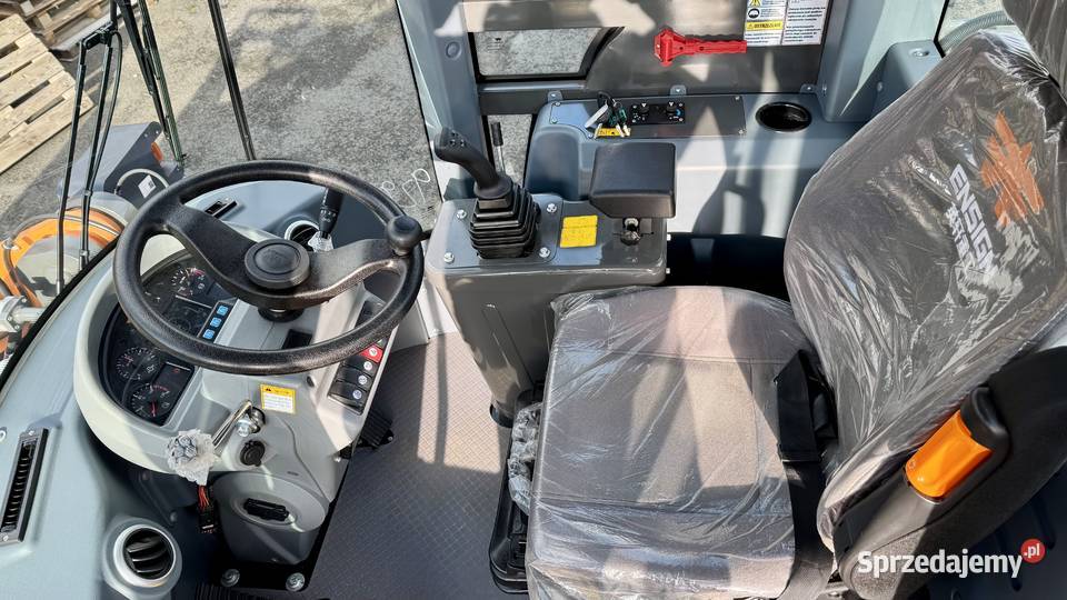 Ładowarka KMM 636 silnik Weichai Deutz Rok produkcji 2026 Pozostałe Pozostałe Wojcieszów