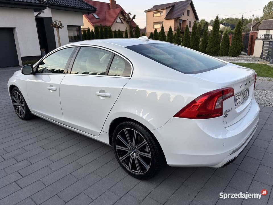 Volvo S60 2018r 20 benzyna 1998cm3 sprzedam
