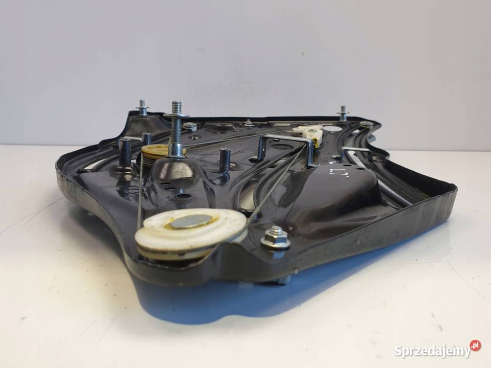 Mercedes W207 C207 A207 LEWY PODNOŚNIK SZYBY Rudka