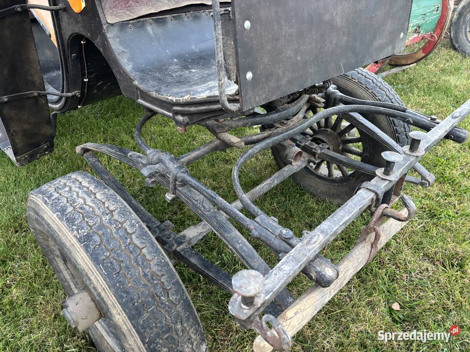 Bryczka przedwojenna rzemieślnicze koła stan Biłgoraj sprzedam