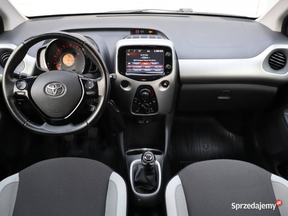 Toyota Aygo 10 VVTi Rok produkcji 2017 śląskie Katowice