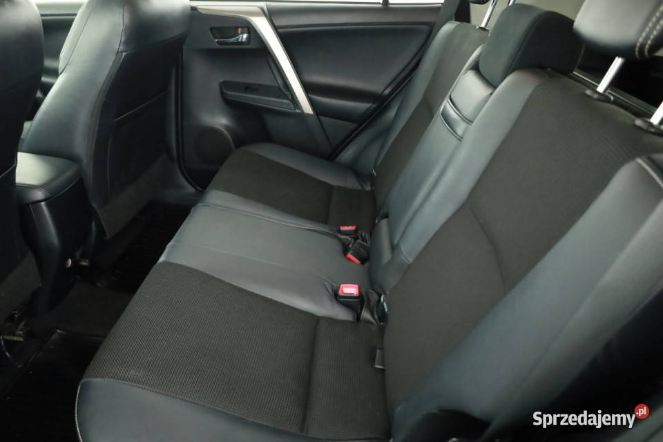 Toyota RAV 4 20 VVTi Rok produkcji 2013