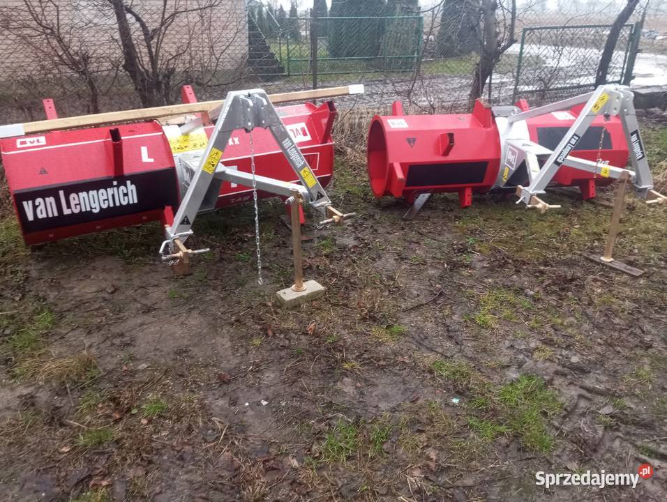 Rozbijak rowniarka wał pryzm trawy mazowieckie Ostrów Mazowiecka