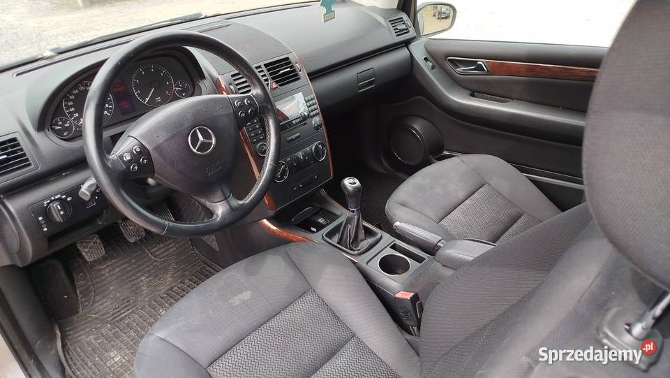 Mercedes A170 Opłaty do 032027 Wyposażony podgrzewane fotele Bytów