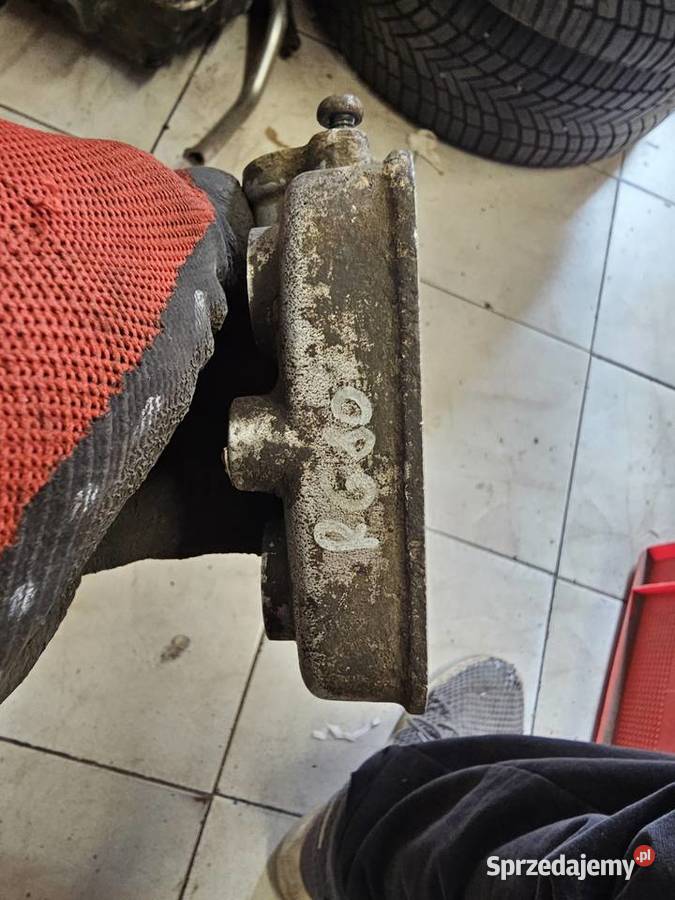 Suzuki RG 80 głowica pokrywa górna silnika Jelenia Góra