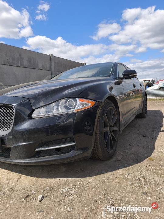 Jaguar XJ model 351 5 litrów w benzynie