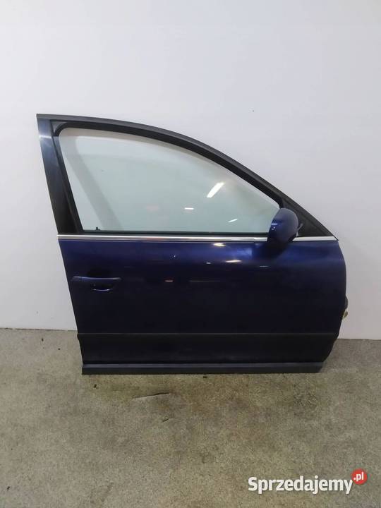 DRZWI PRAWE PRZÓD LB5N LIFT FL KOMPLETNE Drzwi