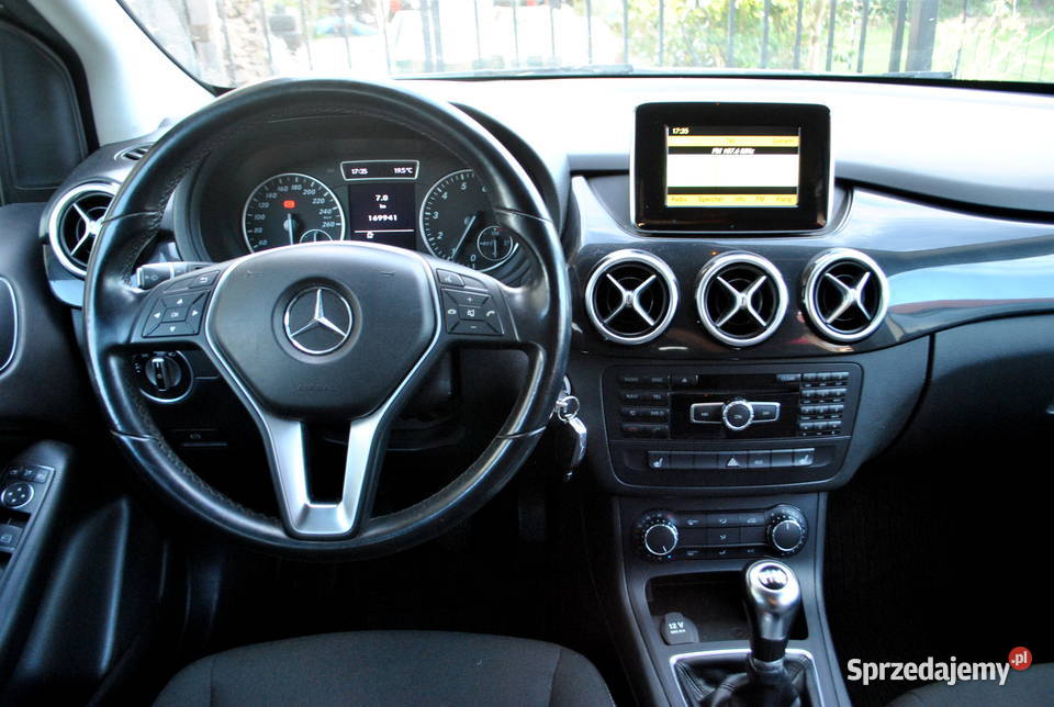 Mercedes B klasse 16 benzyna Xenon LED Alufelgi 169970km Orzesze